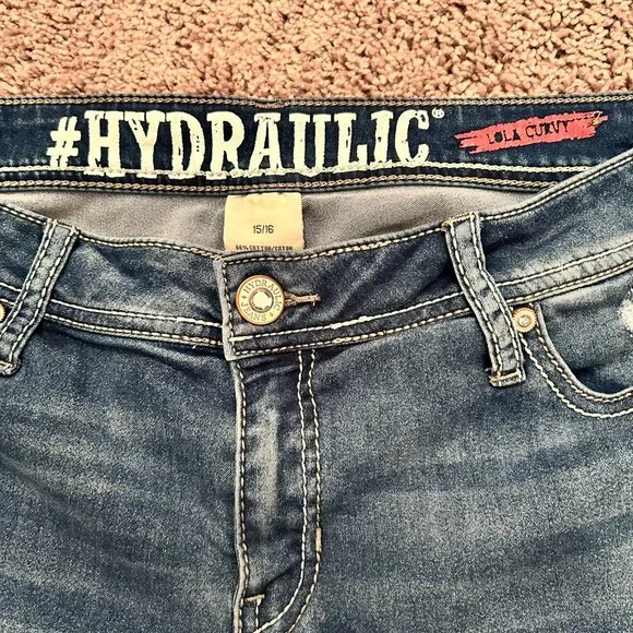 Hydraulic Jean Shorts - Picture 4 of 4